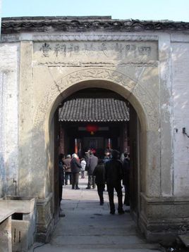 十大外围足球大平台-《国王理查德》曝片场照威尔·史密斯饰网坛教父(图3) 十大外围足球大平台