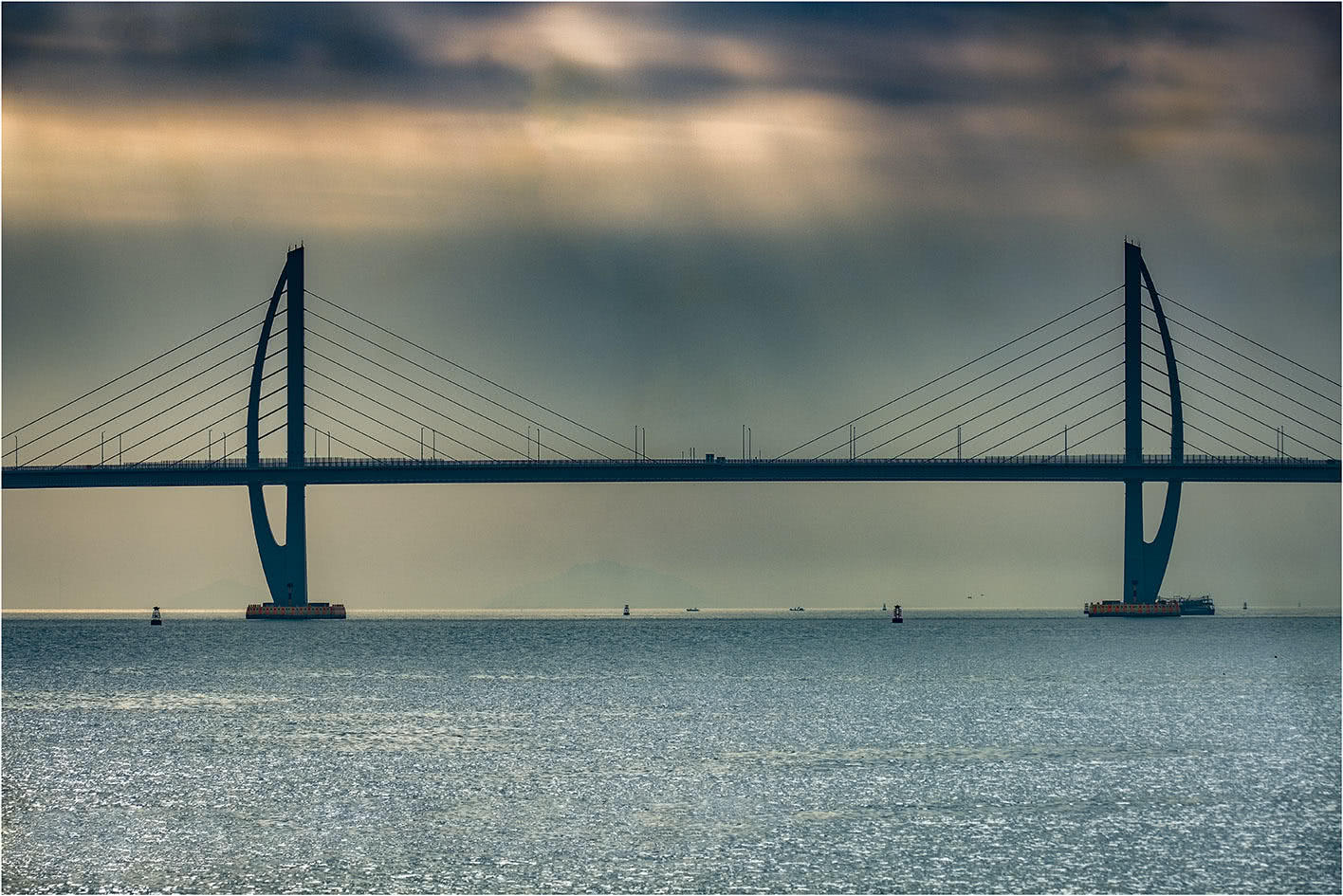 十大外围足球平台app手机版-四川昭化发现古墓葬群(图3) 十大外围足球大平台