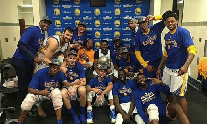 包贝尔老婆崩溃大哭:不图你钱的姑娘,你娶得起吗?_十大外围足球平台app(图4) 十大外围足球平台app