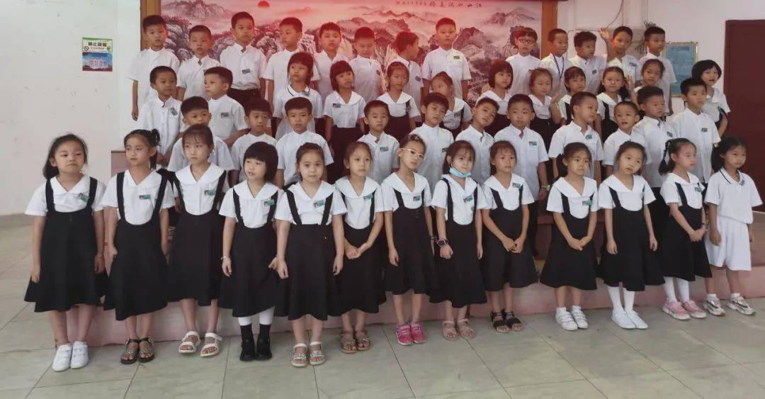 十大外围足球大平台-
社会主义焦点价值观主题运动(图11)