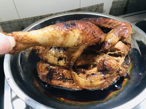 对文物艺术品交易市场分级及交易价格趋势的思考:十大外围足球平台app手机版(图2) 十大外围足球平台app